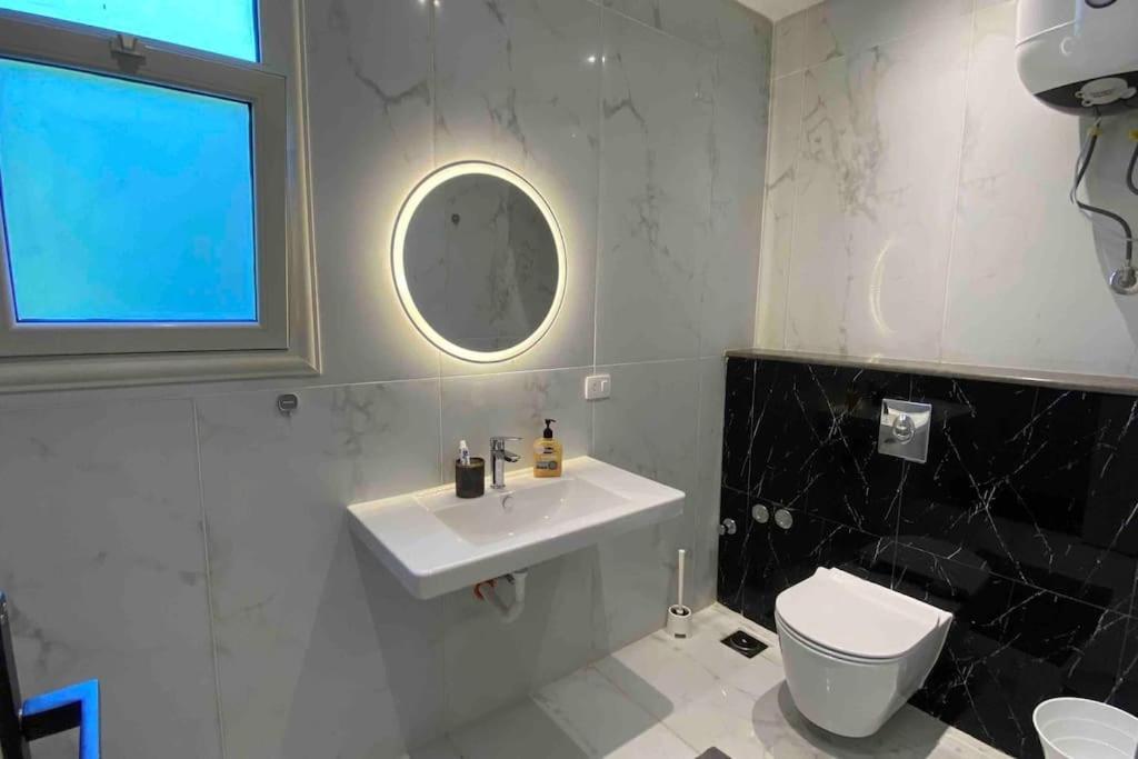 Baytona Apartment Qaryat Shakush Екстериор снимка