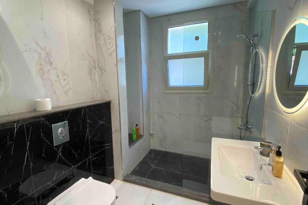 Baytona Apartment Qaryat Shakush Екстериор снимка